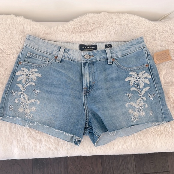 Lucky Brand cut off jean shorts - Picture 1 of 5